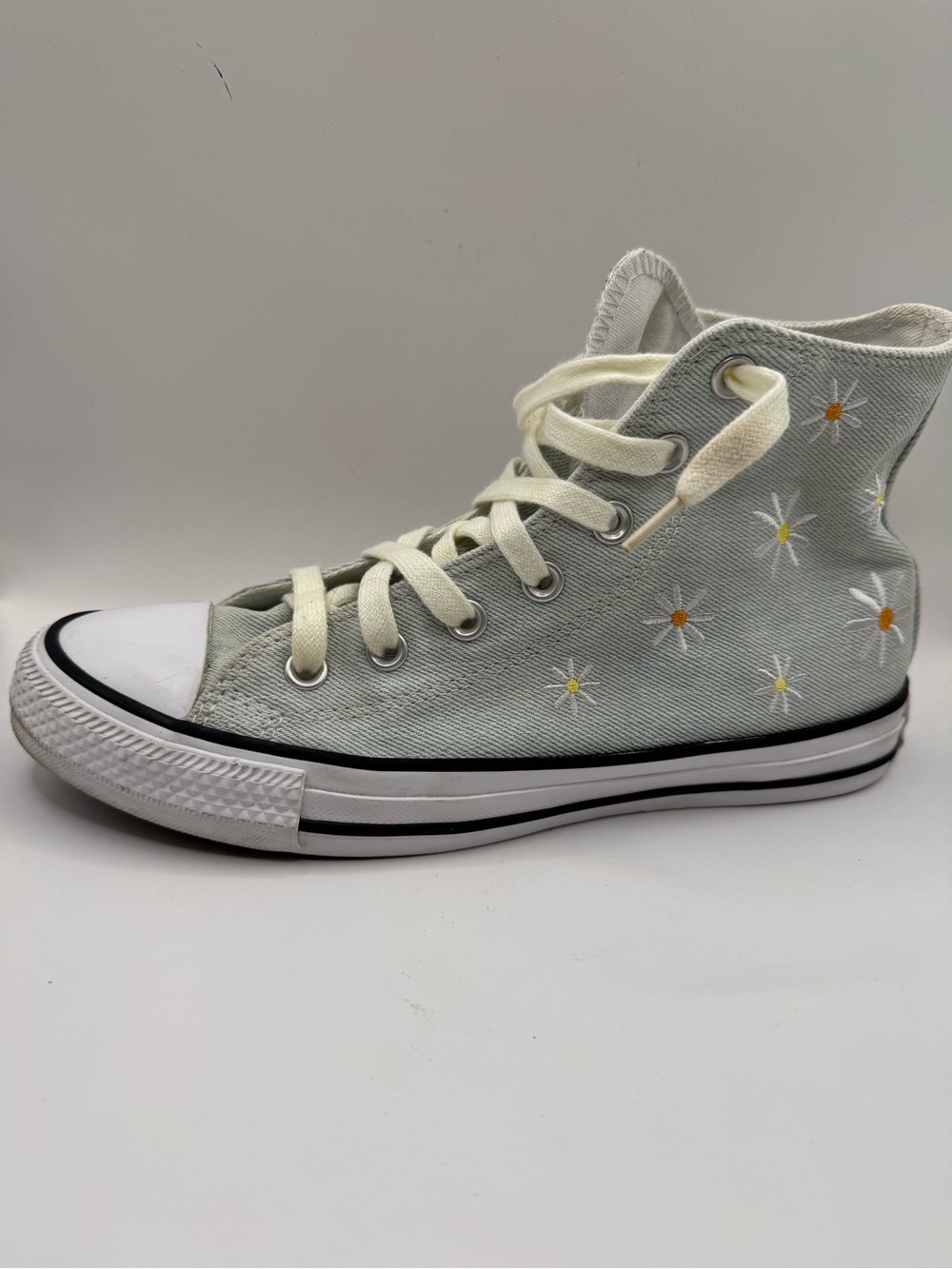 Light Blue Converse Chuck 70 High Top Sneakers Featuring Embroidered Daisy’s